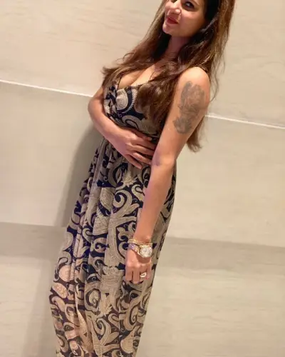 Himayatnagar Escort
