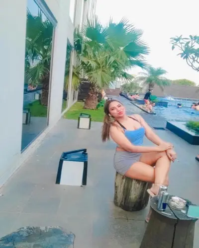 Escort Himayatnagar